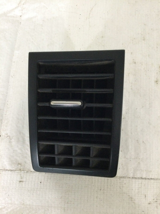 2004-2010 Volkswagen Touareg Front Right Dash Air Vent  7L6819704J OEM