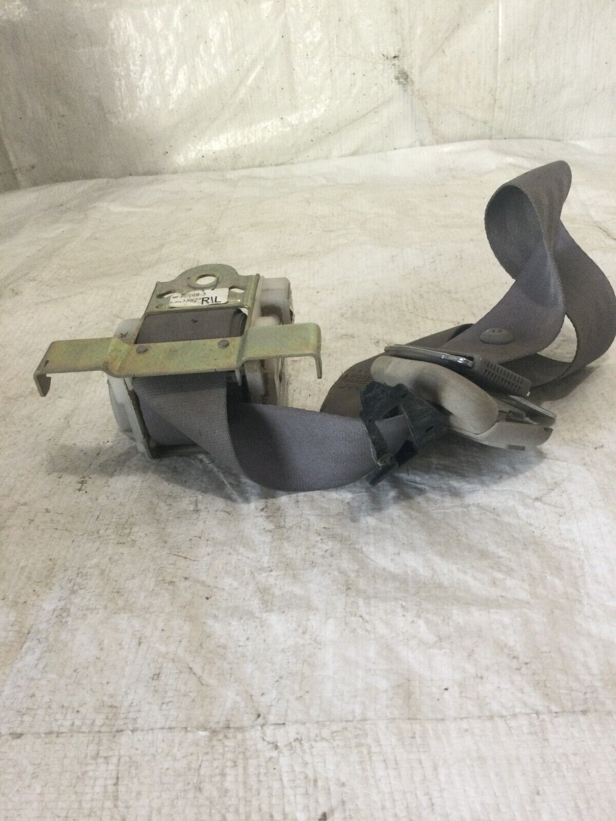 2003 Dodge Ram 2500  Rear Left Side Seat Belt  18927  OEM