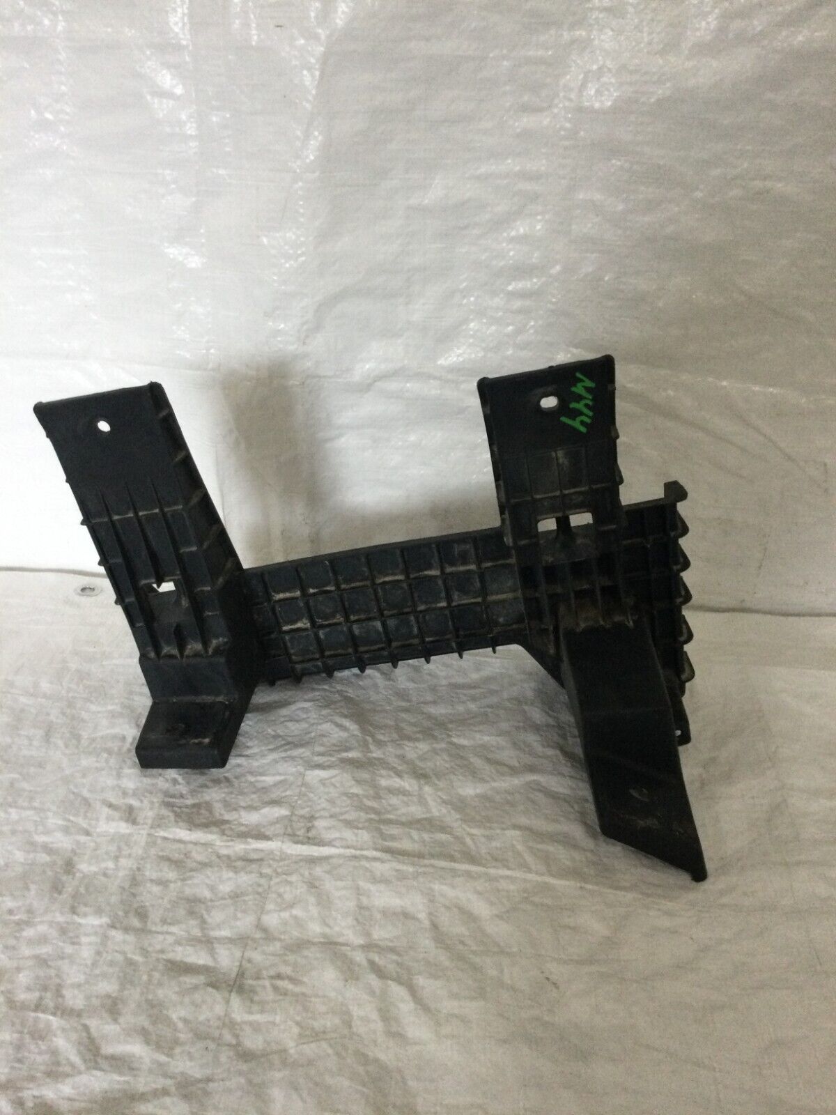 2004 Dodge Ram 1500 Air Cleaner Air Filter Box Bracket Mount OEM 53032453