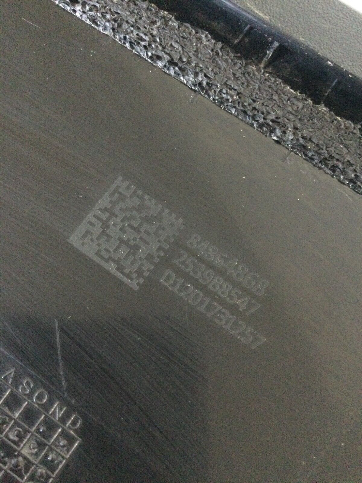 2019-2021 Chevrolet Silverado 1500 Right Rear Door Applique 84864868 OEM