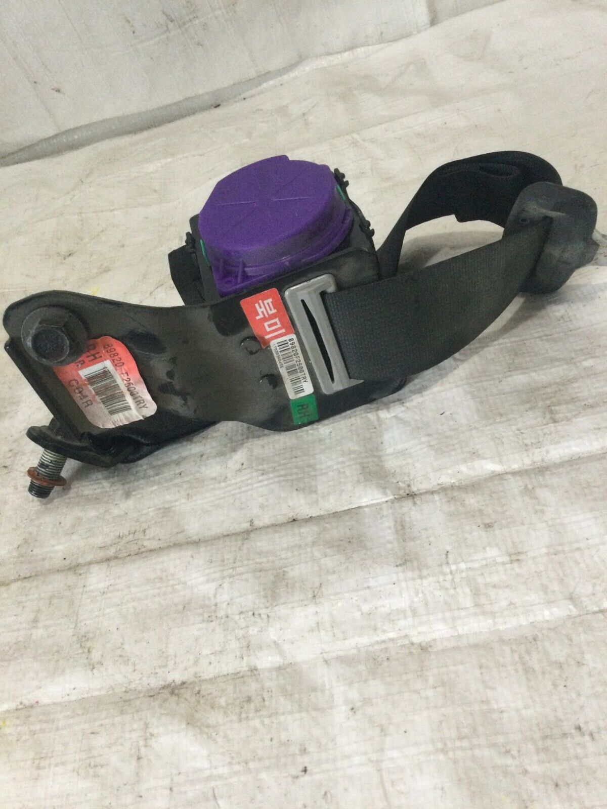 2017 Hyundai Elantra  Rear Right Seat Belt  OEM