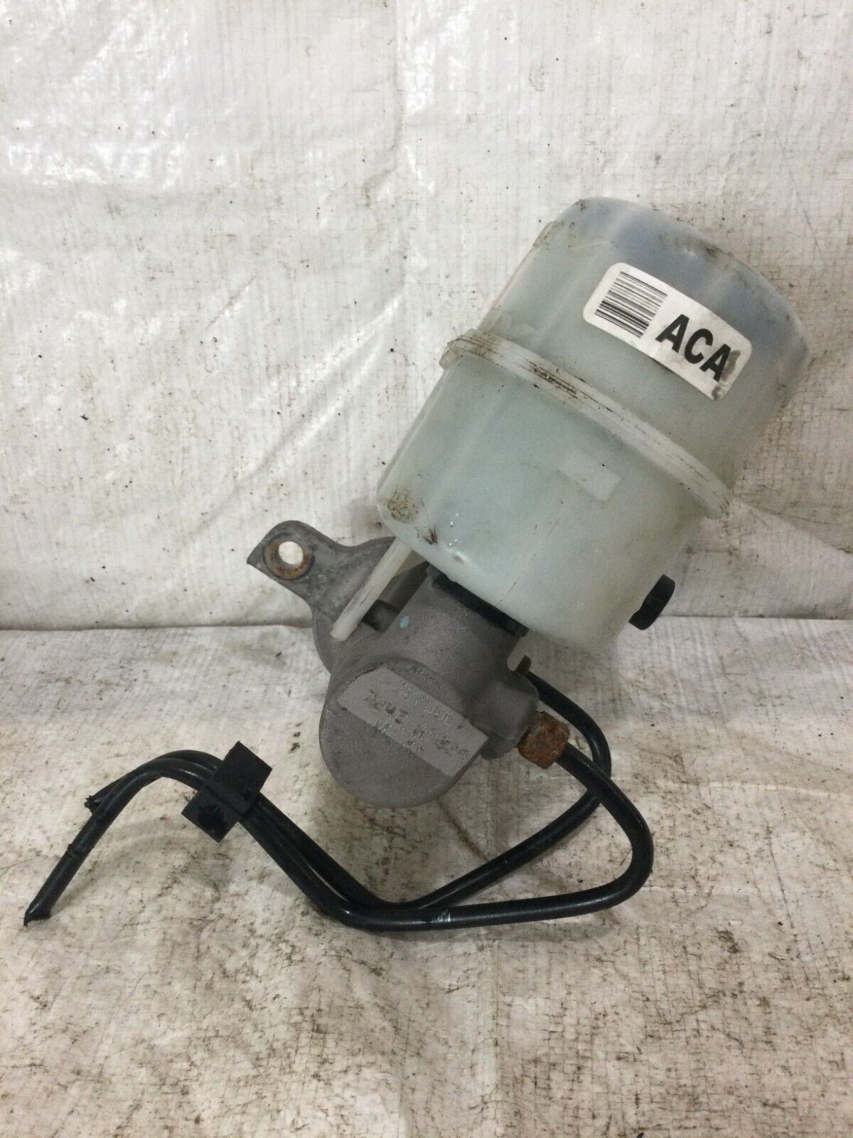 2007 Chevrolet Tahoe Master Brake Cylinder W/ Reservoir OEM