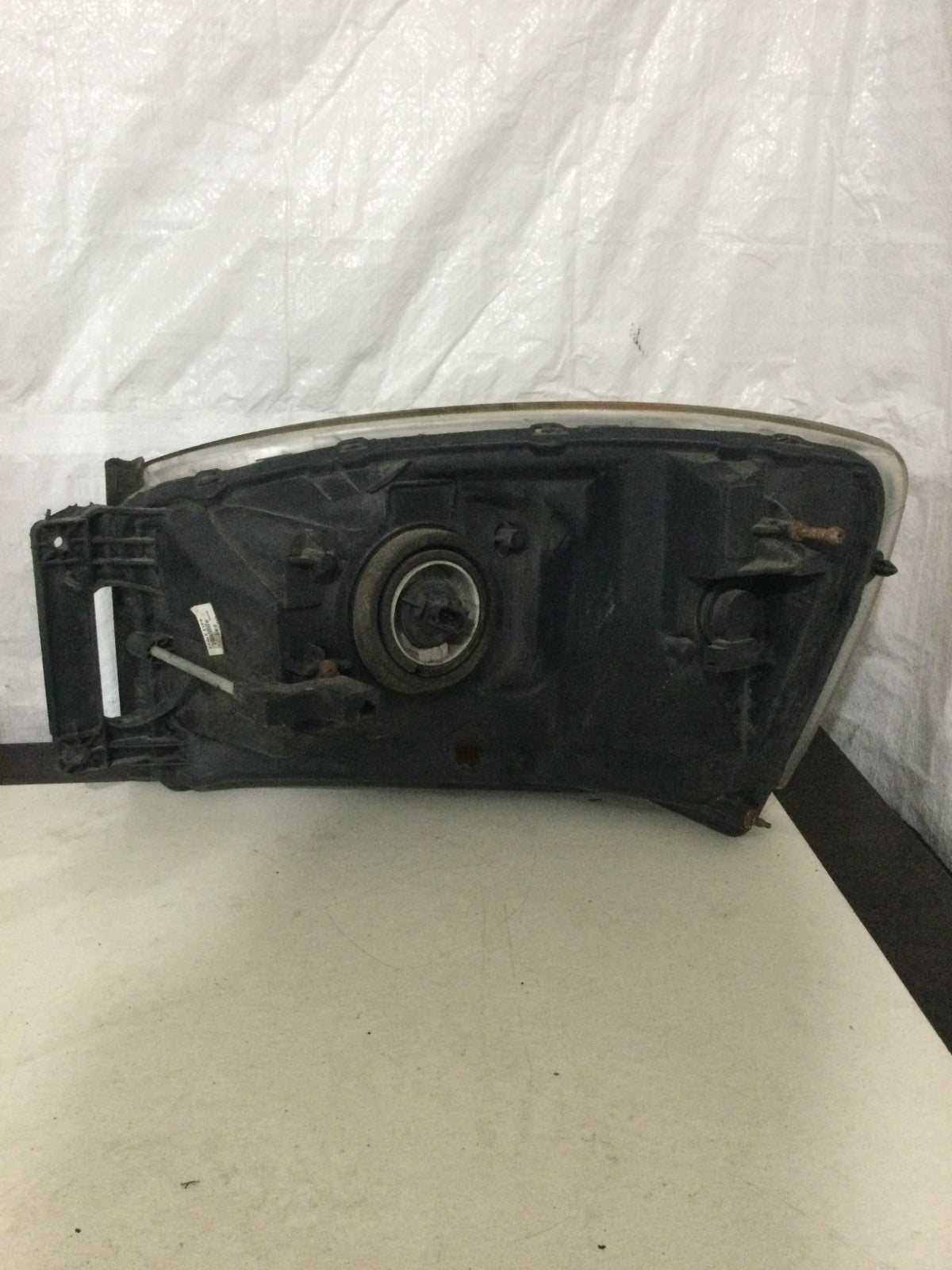 2006 Dodge Ram 1500 Right Passenger Side Headlight Eagle Eyes OEM CS182-B001R