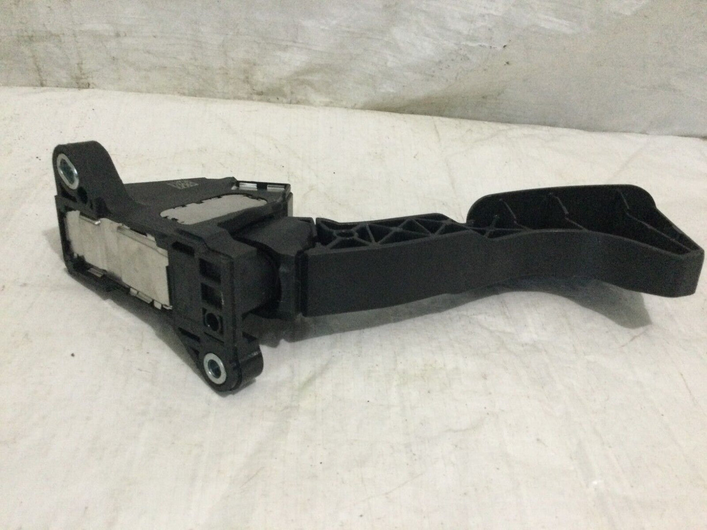 2016 Toyota Rav4 Acceleraor Gas Pedal OEM