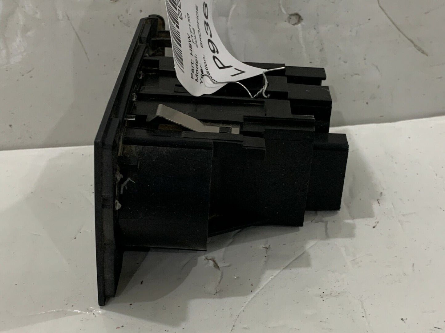 2001-2003 FORD F-150 Headlight W/ Fog Light Switch OEM