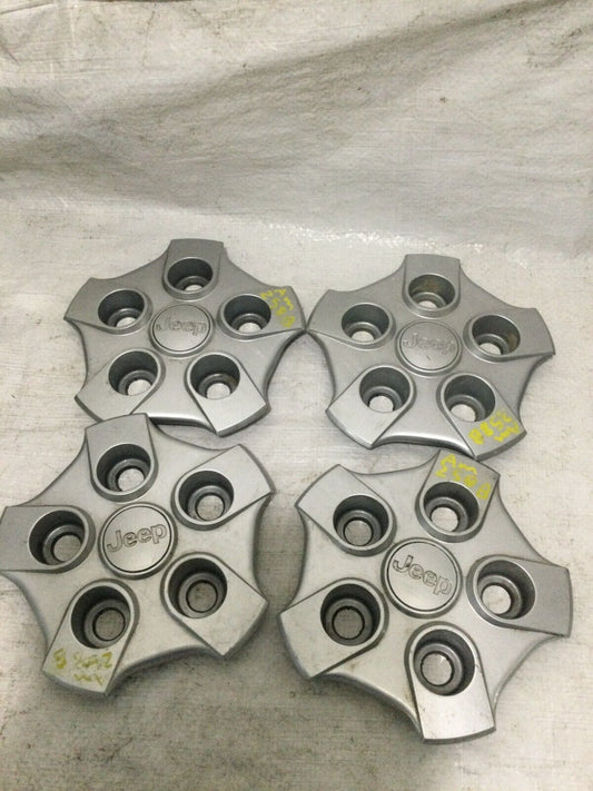 2015 Jeep Patriot Wheele  center cap set Of 4 OEM