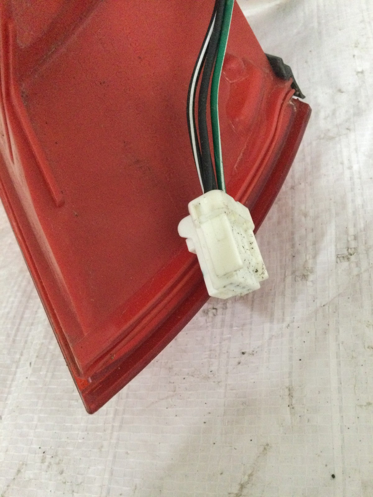 2003-2008 Infiniti FX35 Rear Right Passenger Tail Light OEM