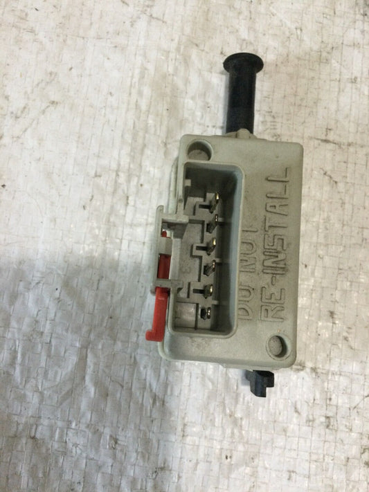 2005 DODGE RAM 1500 BRAKE PEDAL SWITCH OEM 56045043AC