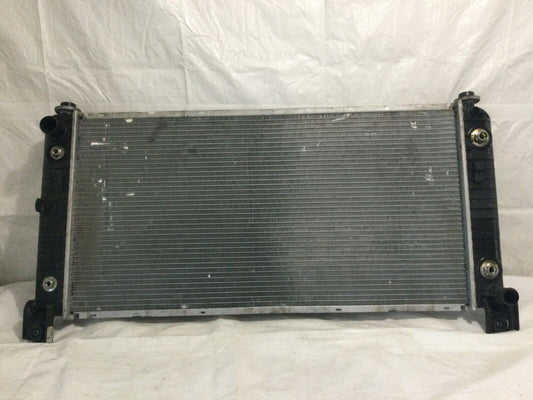 2013 GMC Sierra 1500 Radiator Assembly OEM 5.3L