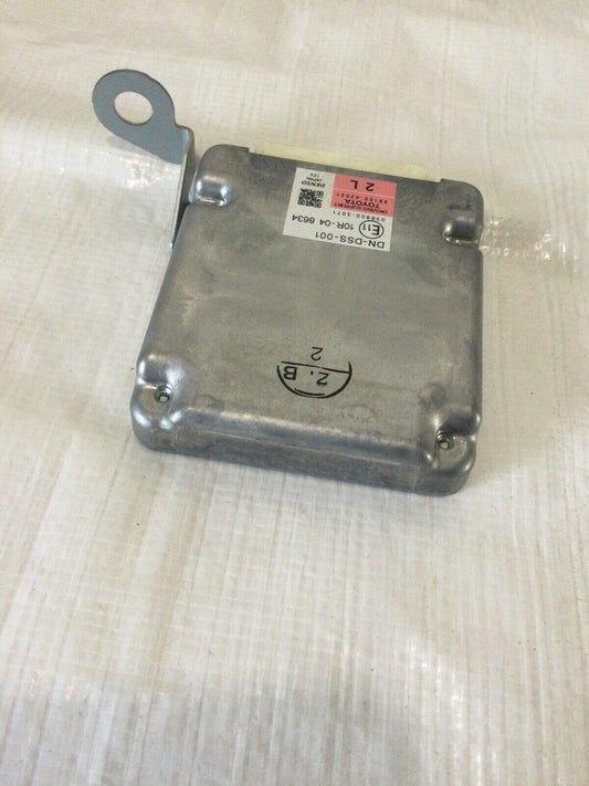 2018 Toyota RAV4  Hybrid Left Driver Assist  Control Module 10R-048636 OEM