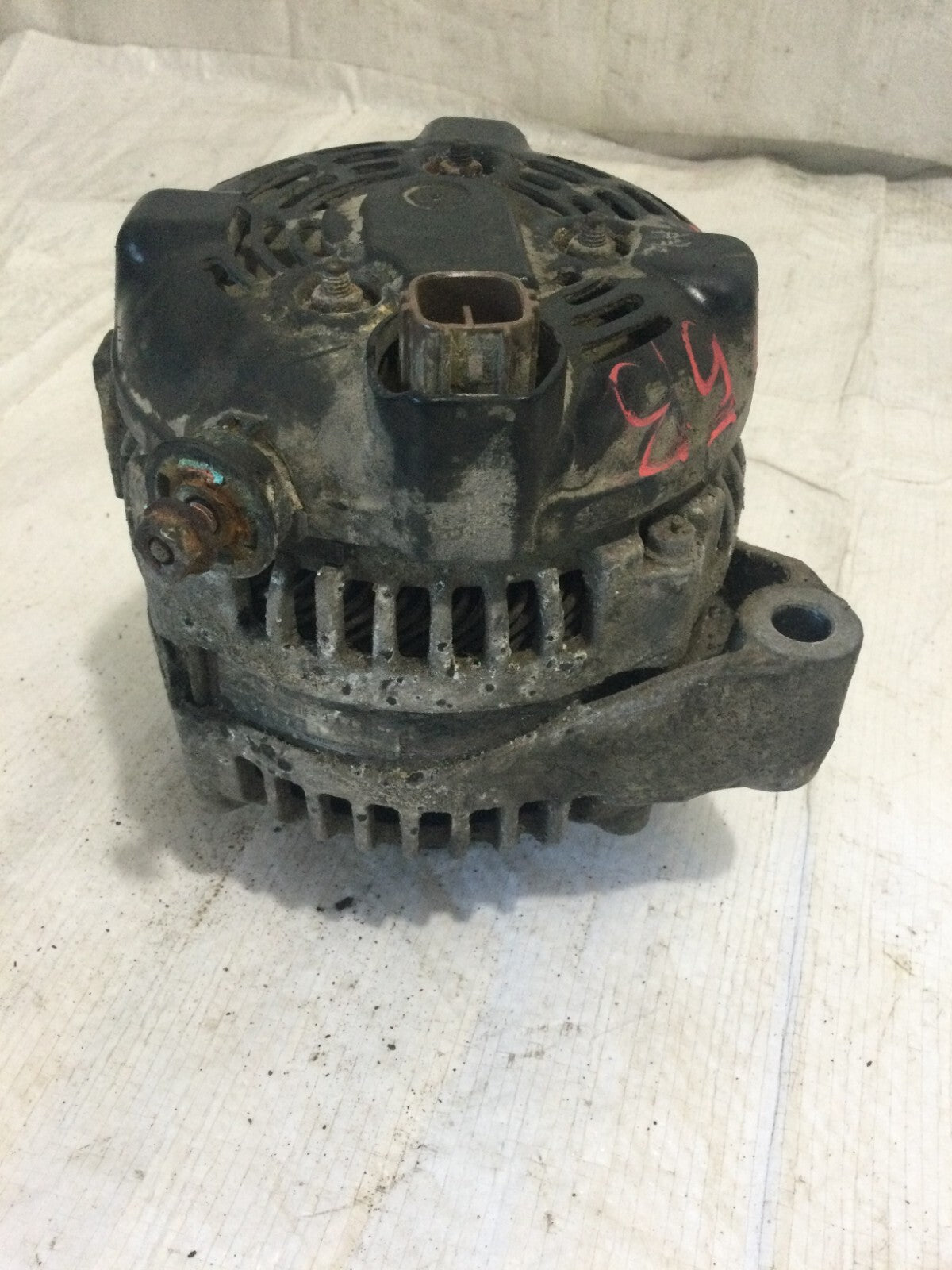 2005 Toyota 4Runner Alternator Motor OEM 4.7L V8