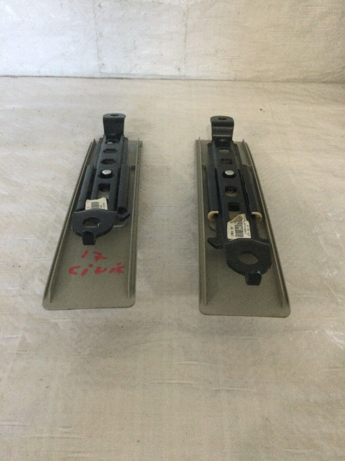 2017 Honda Civic Seat Belt Adustor OEM
