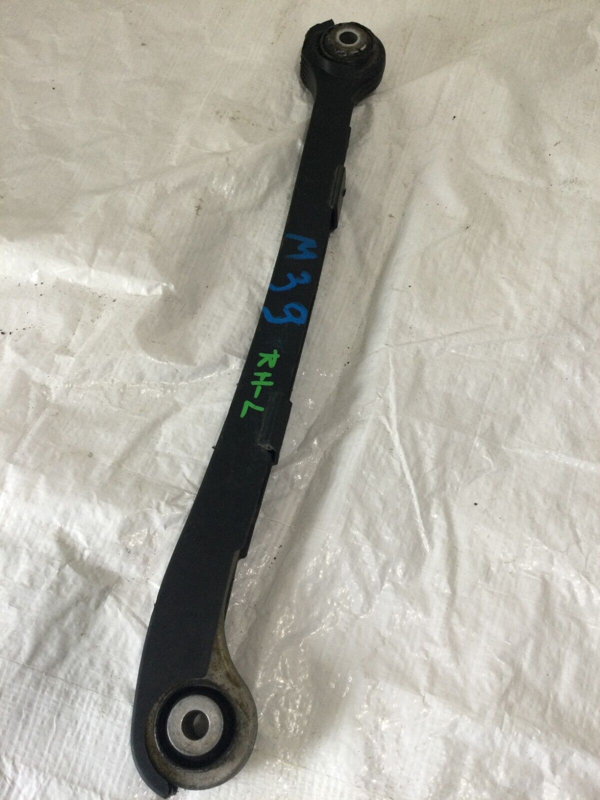 2004 Mercedes Benz S430 Rear Right Control Arm Forward Thrust OEM