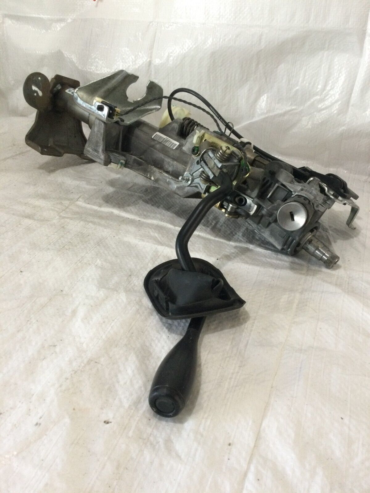 2004 Dodge Ram 1500 Tilt Steering Column Floor Shift Ignition Assembly OEM