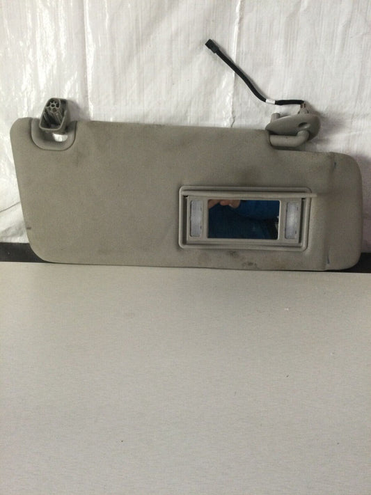 2013-2015 Dodge Ram 1500 Right Passenger  Illuminated Sun Visor OEM