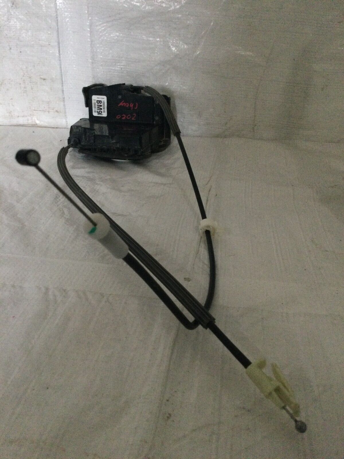 2019-2022 Chevrolet Silverado 1500 Front Right Door Lock Latch OEM 13533615