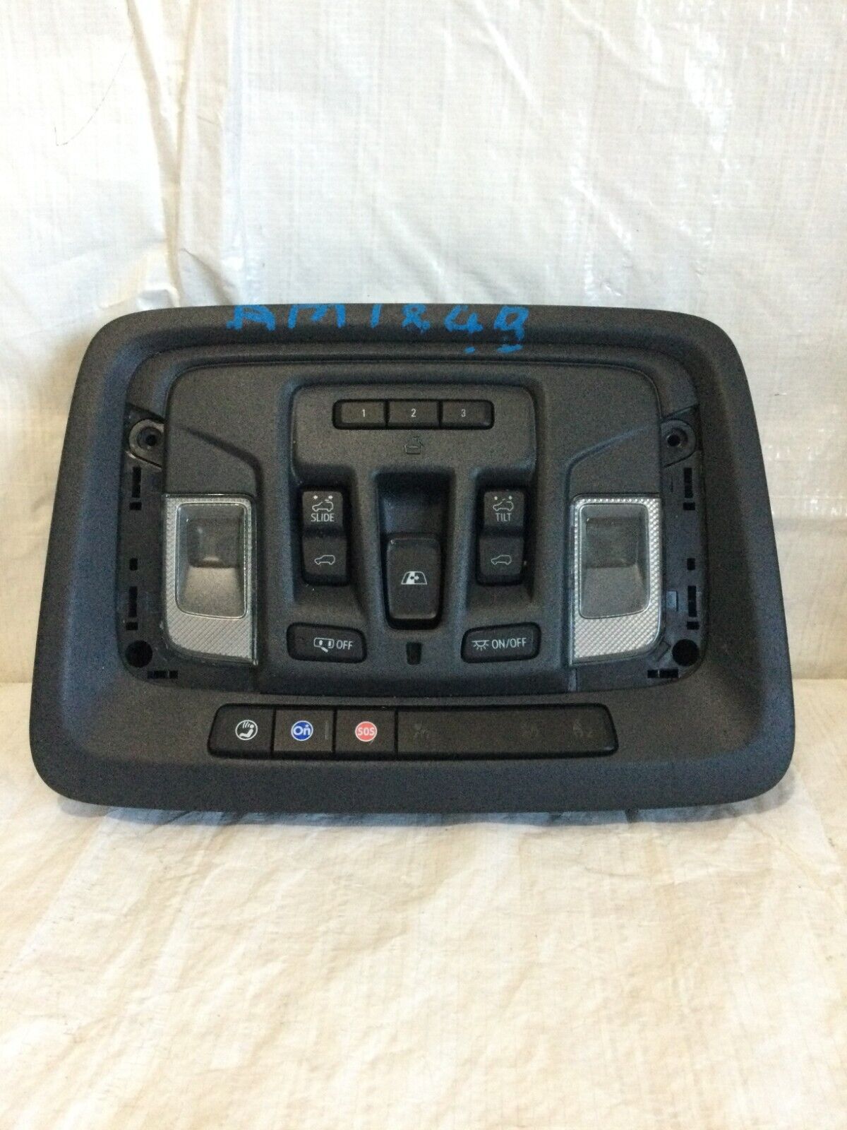 2019-2022 GMC Sierra 1500 Overhead Console Dome Light  W/ Sunroof Control OEM