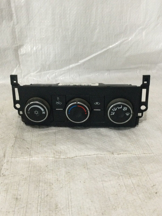 2014 Chevrolet Silverado 2500HD  A/C Heater Climate Control Temperature OEM