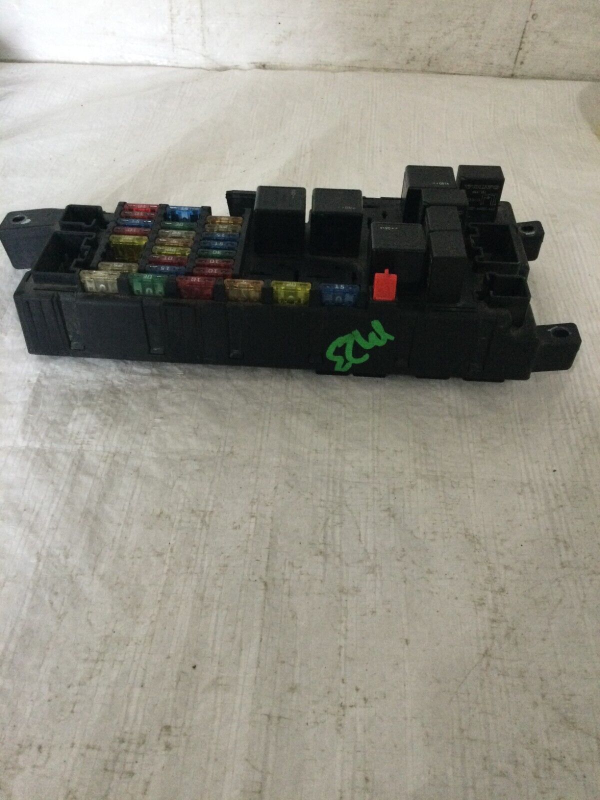 2004 Volvo S60 Control Fuse Box Module 518829007 OEM