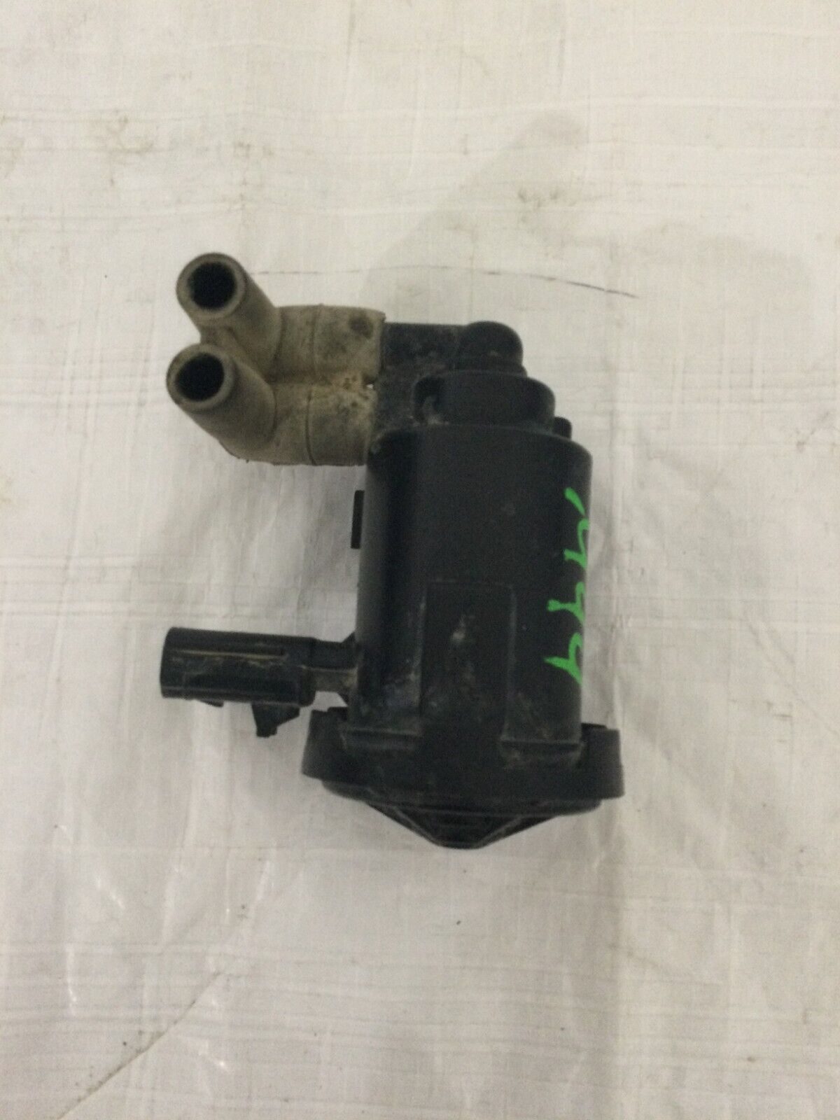 2004 Dodge Ram 1500 Fuel Vapor Canister Solenoid OEM 5.7L