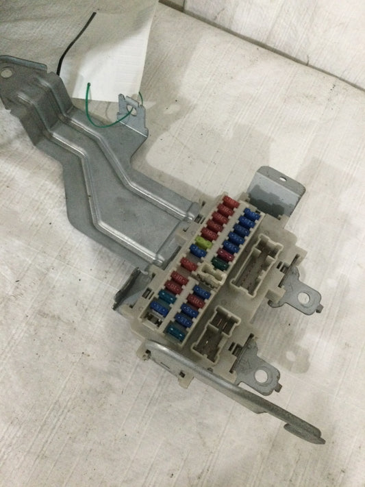2003 Infiniti FX35 3.5L Cabin Fuse Box OEM