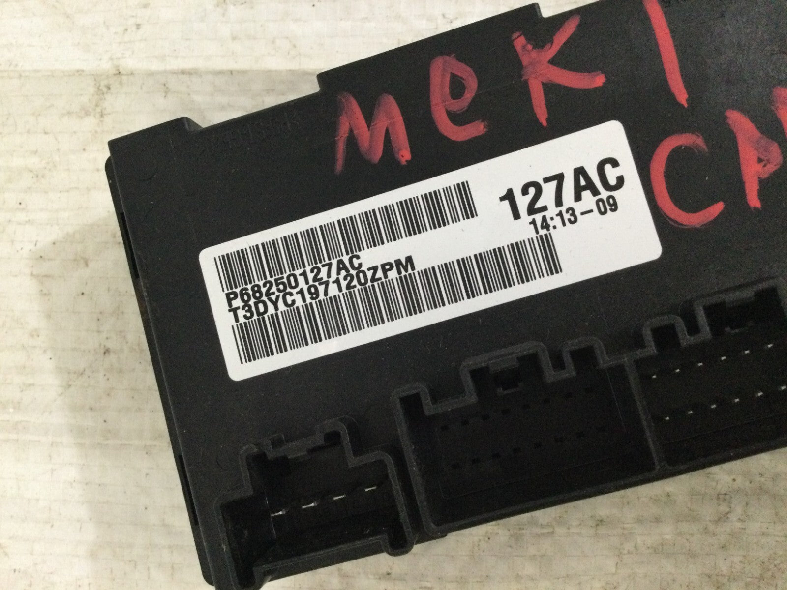 2021 Dodge RAM 3500 Transfer Case Control Module 68250127AC OEM