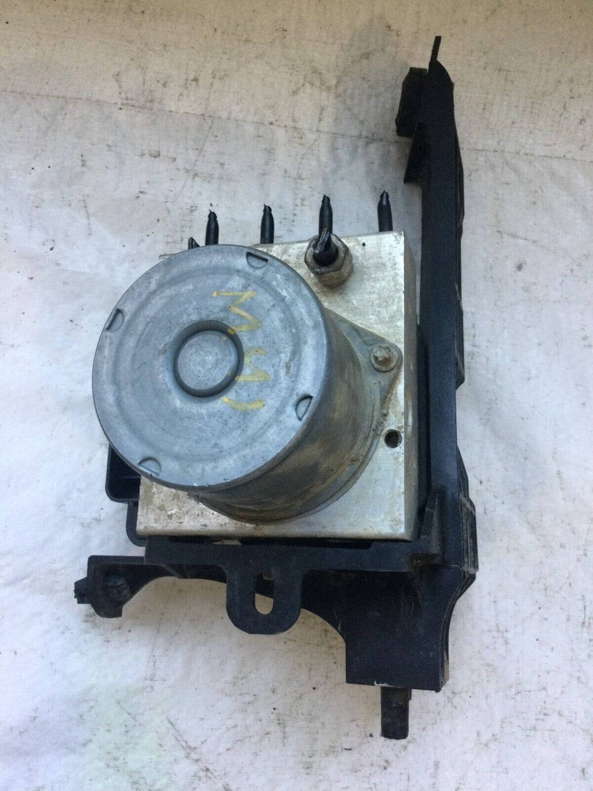 2016-2018 Chevrolet Cruze Abs Pump Control Module OEM