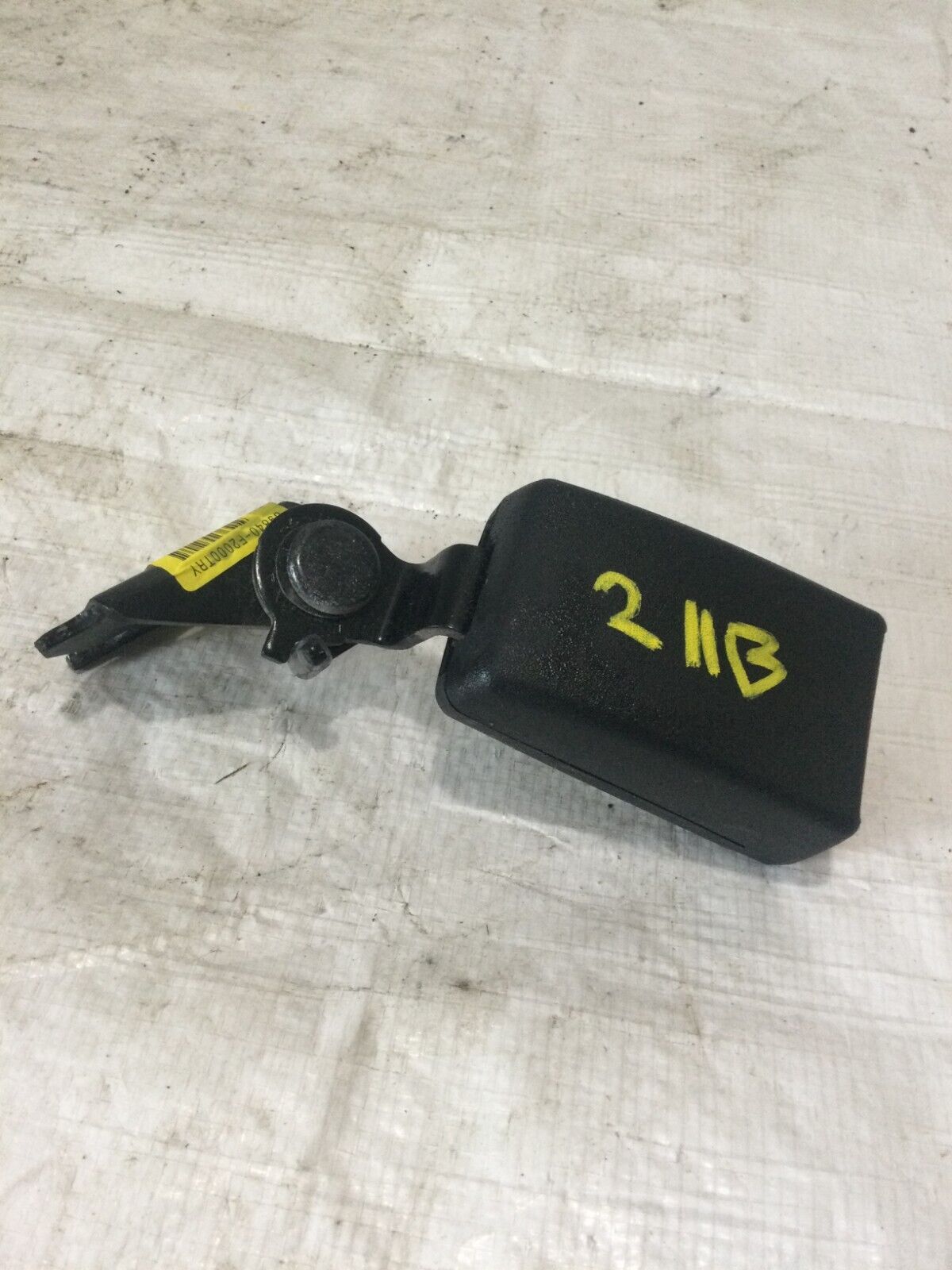 2017 Hyundai Elantra Rear Right Seat Belt Buckle OEM