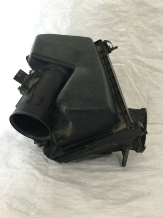 2009 Nissan Murano Air Cleaner Filter Box Assembly W/ MAF Sensor OEM