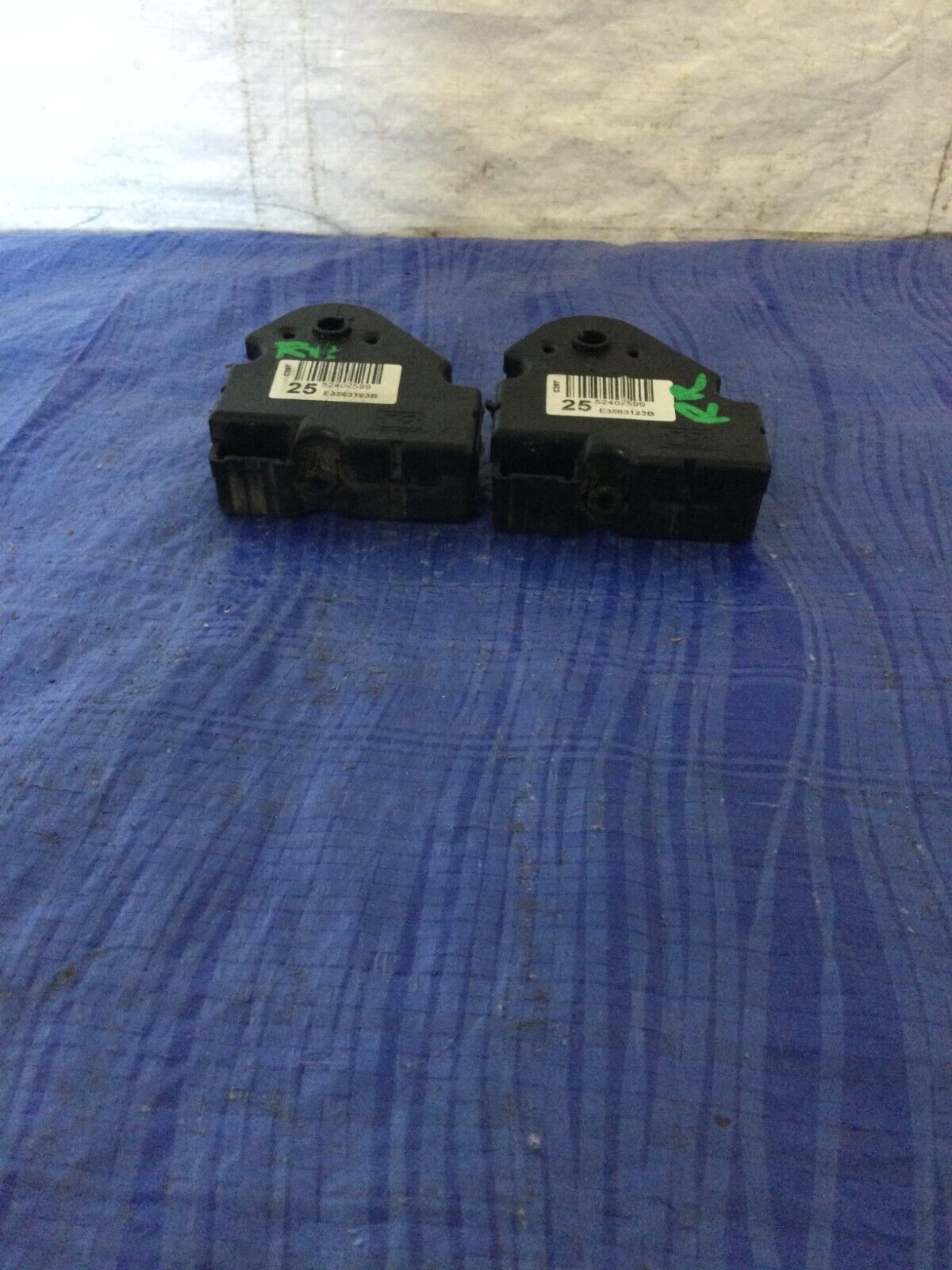 2007 Cadillac Escalade ESV HVAC BLend Door Actuator 52402599 OEM