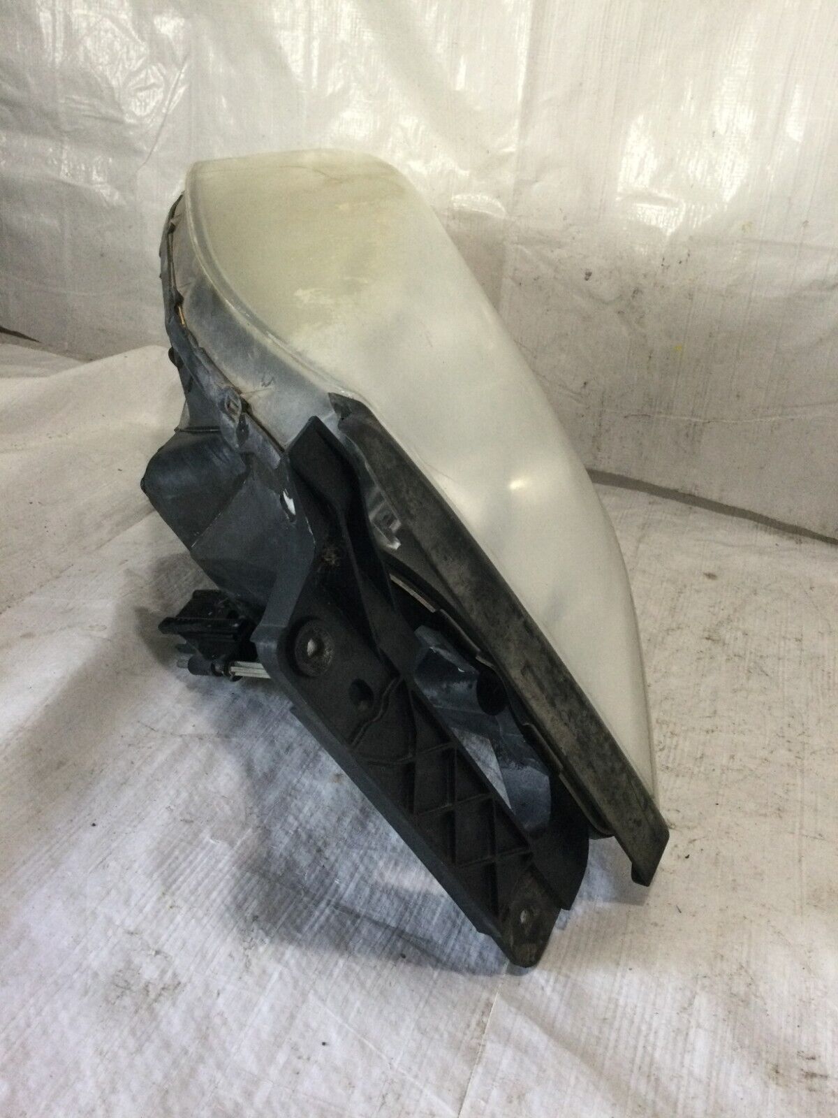 2007 Dodge Ram 1500 Headlight Assembly Left Diver Side OEM
