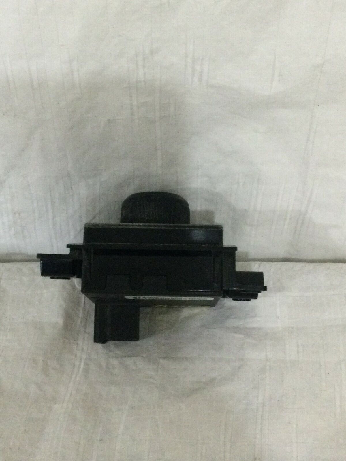 2007-2009 Dodge Ram 1500 Transfer Case Switch 68021674AA OEM 