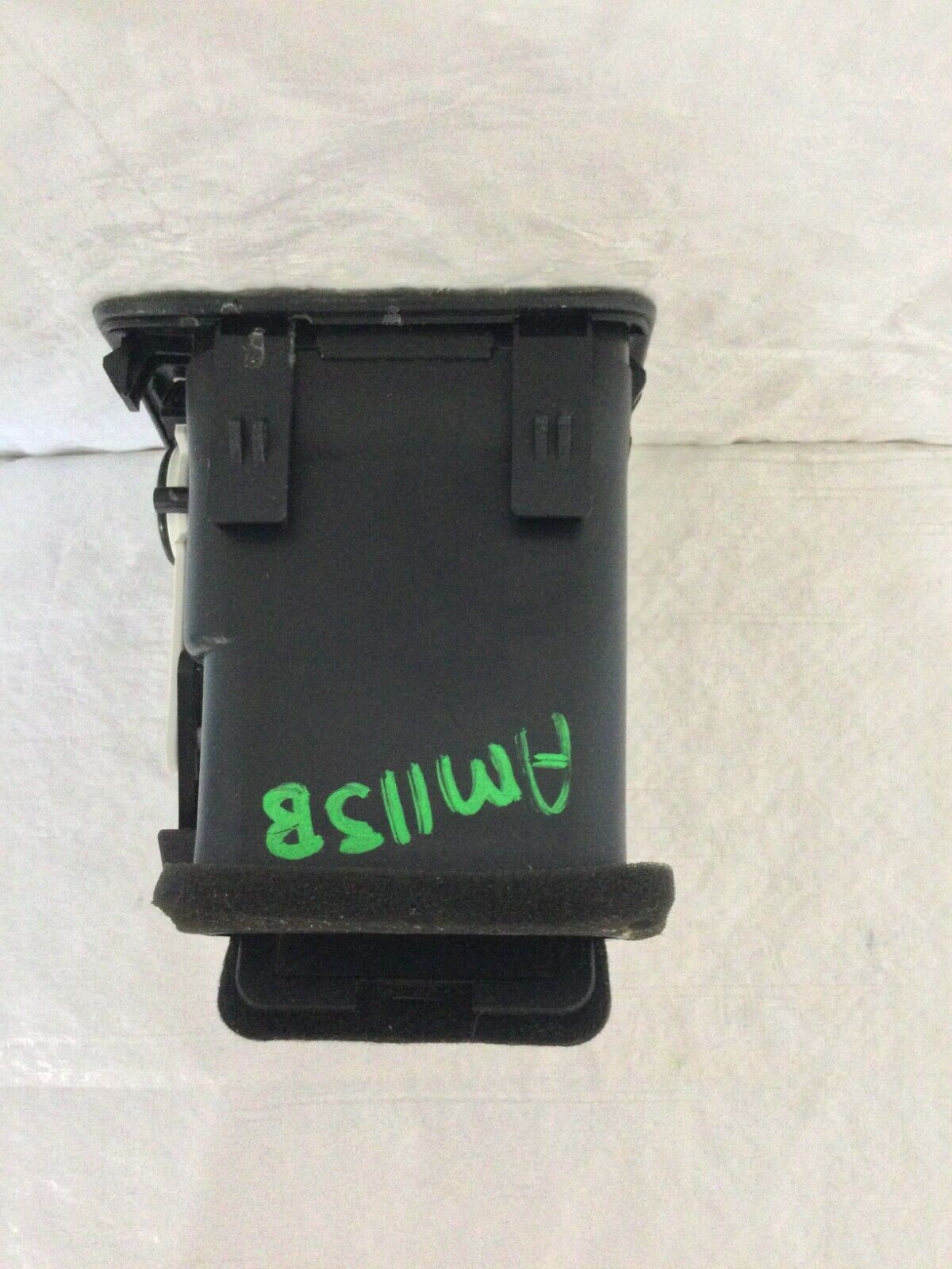 2002-2005 Honda CR-V CRV Dash Air Vent Left Driver Side OEM LH