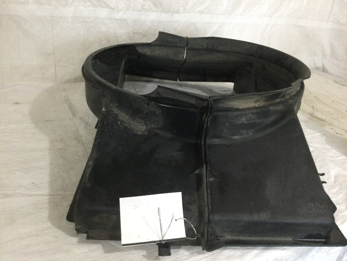 2001 Chevrolet Silverado 2500 Radiator Fan Shroud OEM