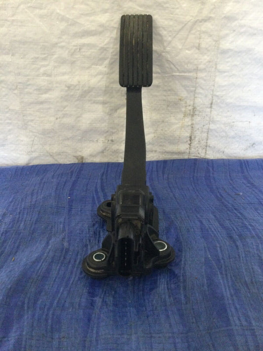 2015 Jeep Patriot Compass Accelerator Pedal Assembly OEM 04891585AE