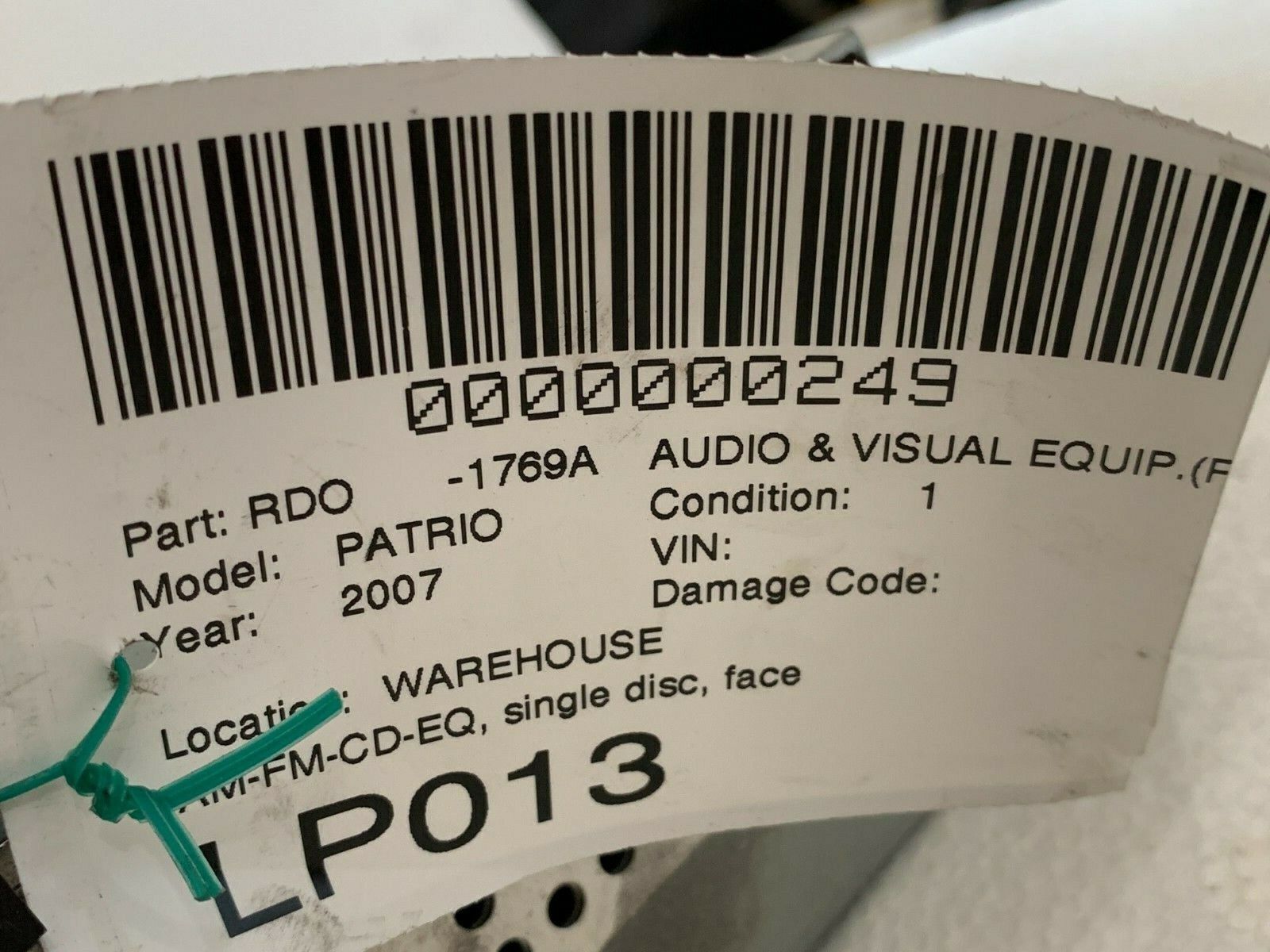 2007 Jeep Patriot AM FM Radio Single Disc CD Player 5064173AK OEM