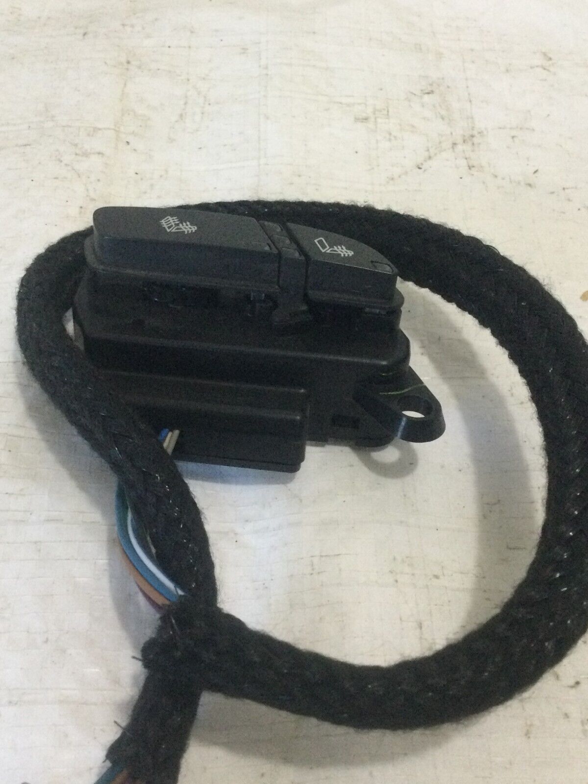 2007- 2014 Chevrolet Silverado 1500 Seat Heater Control Switch  OEM