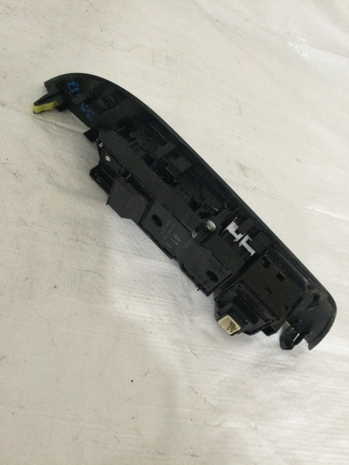 2021 Toyota Corolla 2.0L Front Left Power Window Master Switch OEM 84040-12210