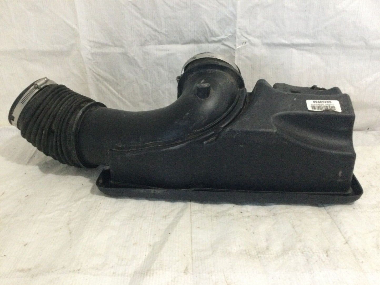 2019-2021 GMC Sierra 1500 Air Cleaner Intake Duct Resonator Assembly OEM