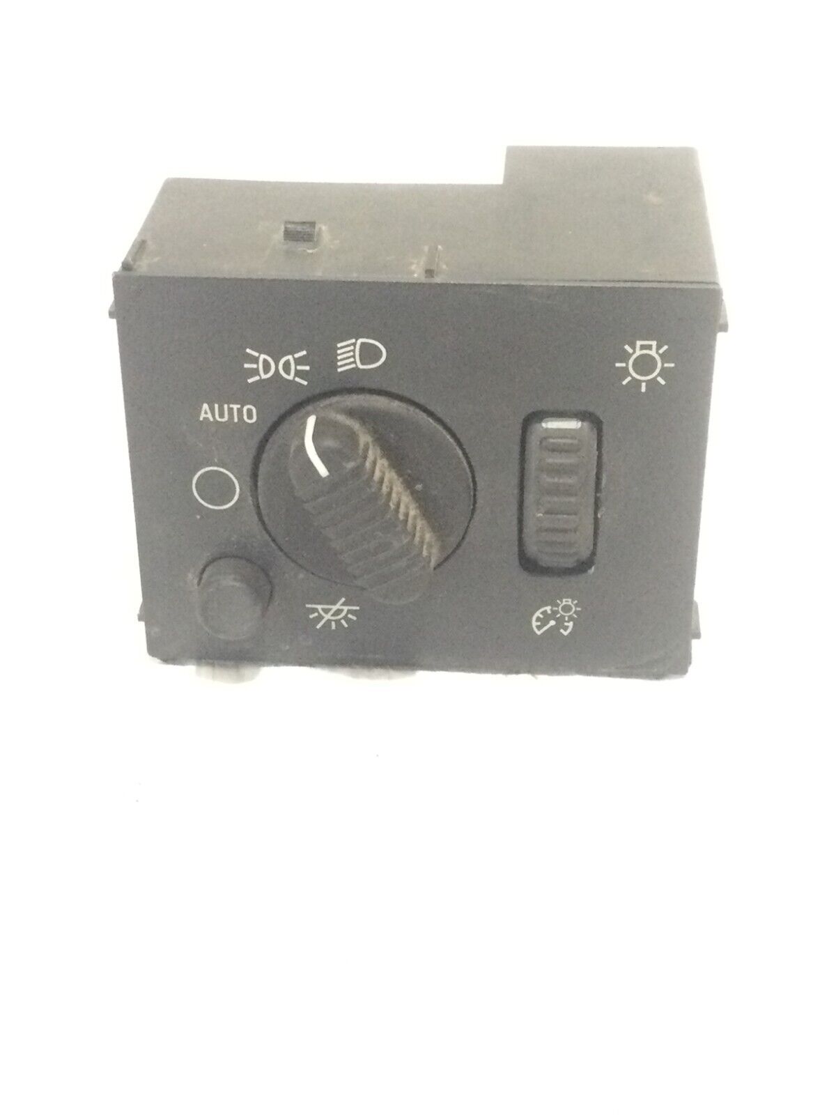 2003-2006 GMC Sierra 2500HD Headlight Switch OEM 6.6L