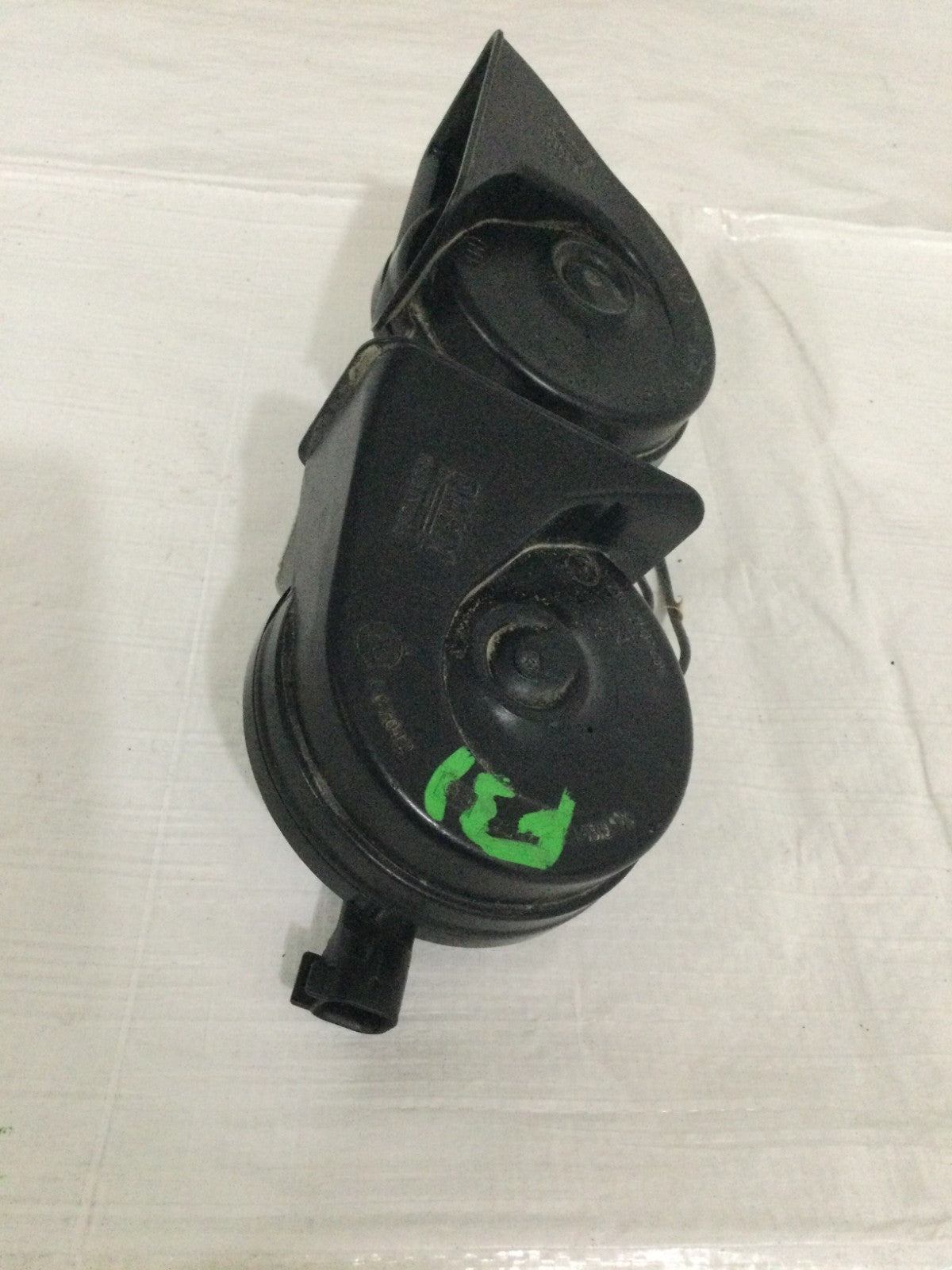 2021 Dodge Ram 3500 RH and LH Side Horn OEM