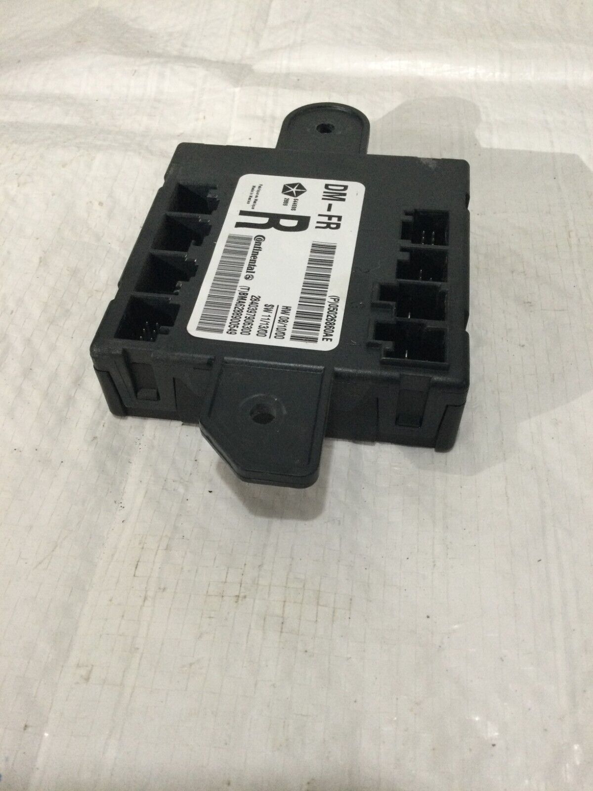 2020 Dodge Grand Caravan Front Right Door Control Module 05026860AE OEM