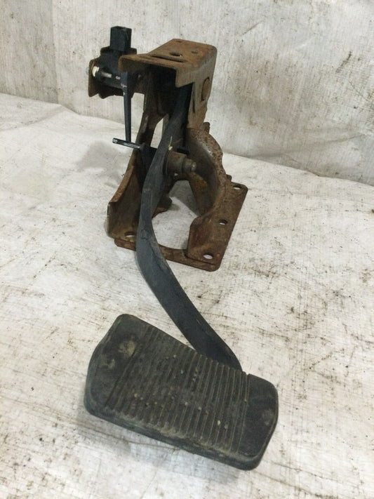2013 Dodge Journey Brake Pedal Assembly OEM