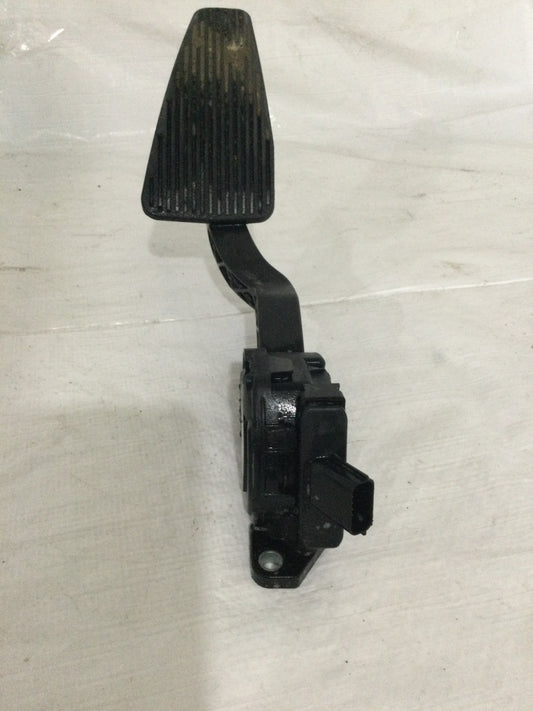 2013-2018 Dodge Ram 1500 5.7L Accelerator Gas Pedal OEM 68043161AC