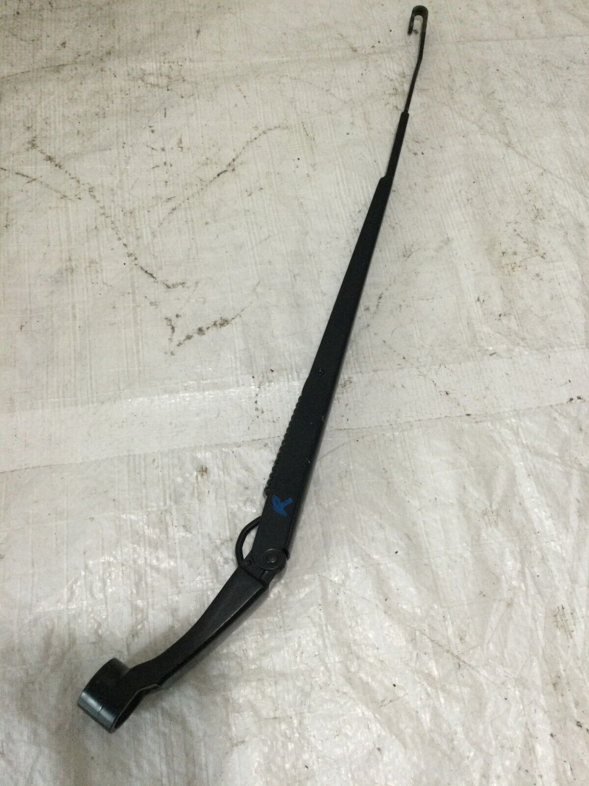 2018 Toyota Corolla  Right  Side Windshield Wiper Arm OEM