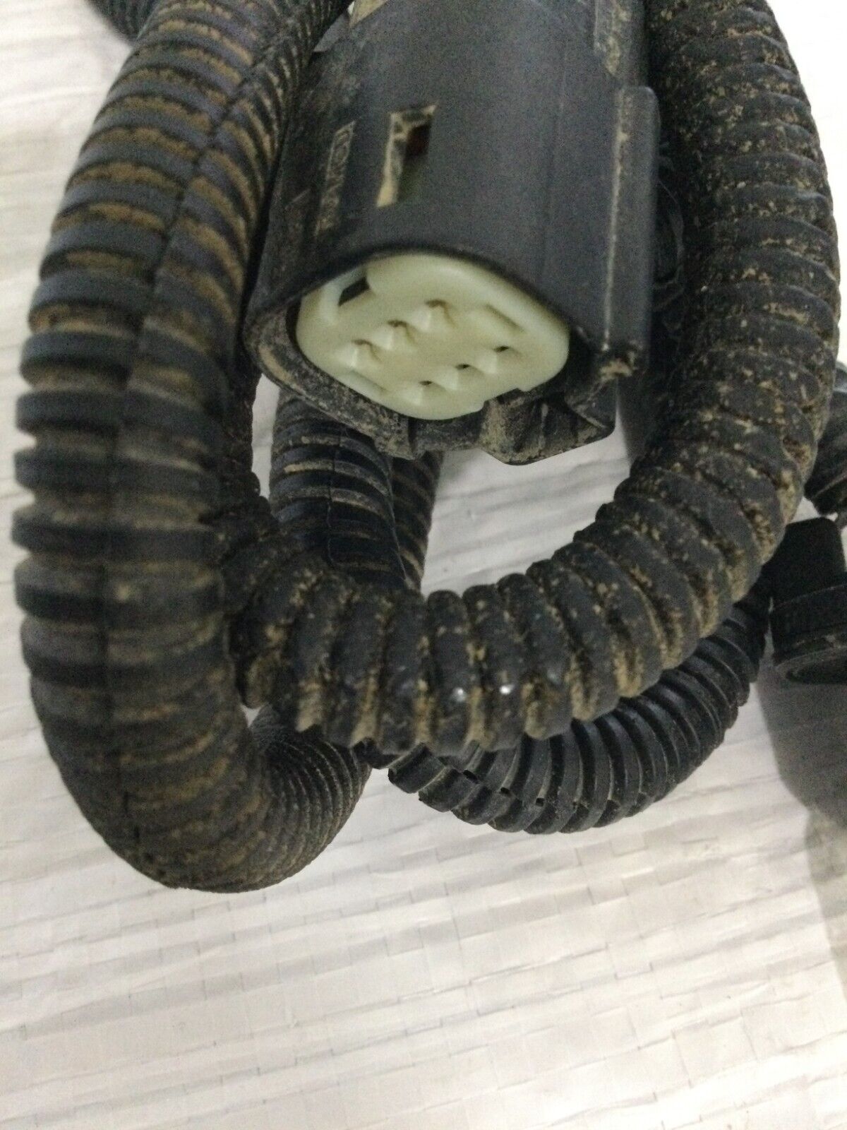 2019 Chevrolet Silverado 1500 Rear Left Tail Light Harness 22321AD OEM