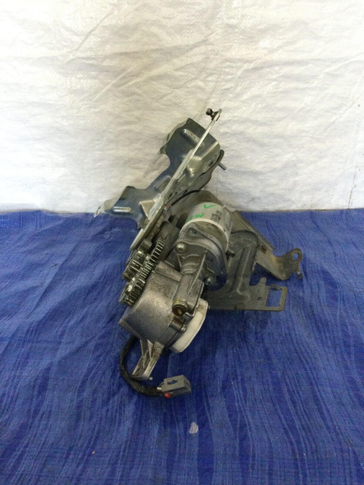 2007-2008 Cadillac Escalade ESV Tailgate Lift Motor OEM