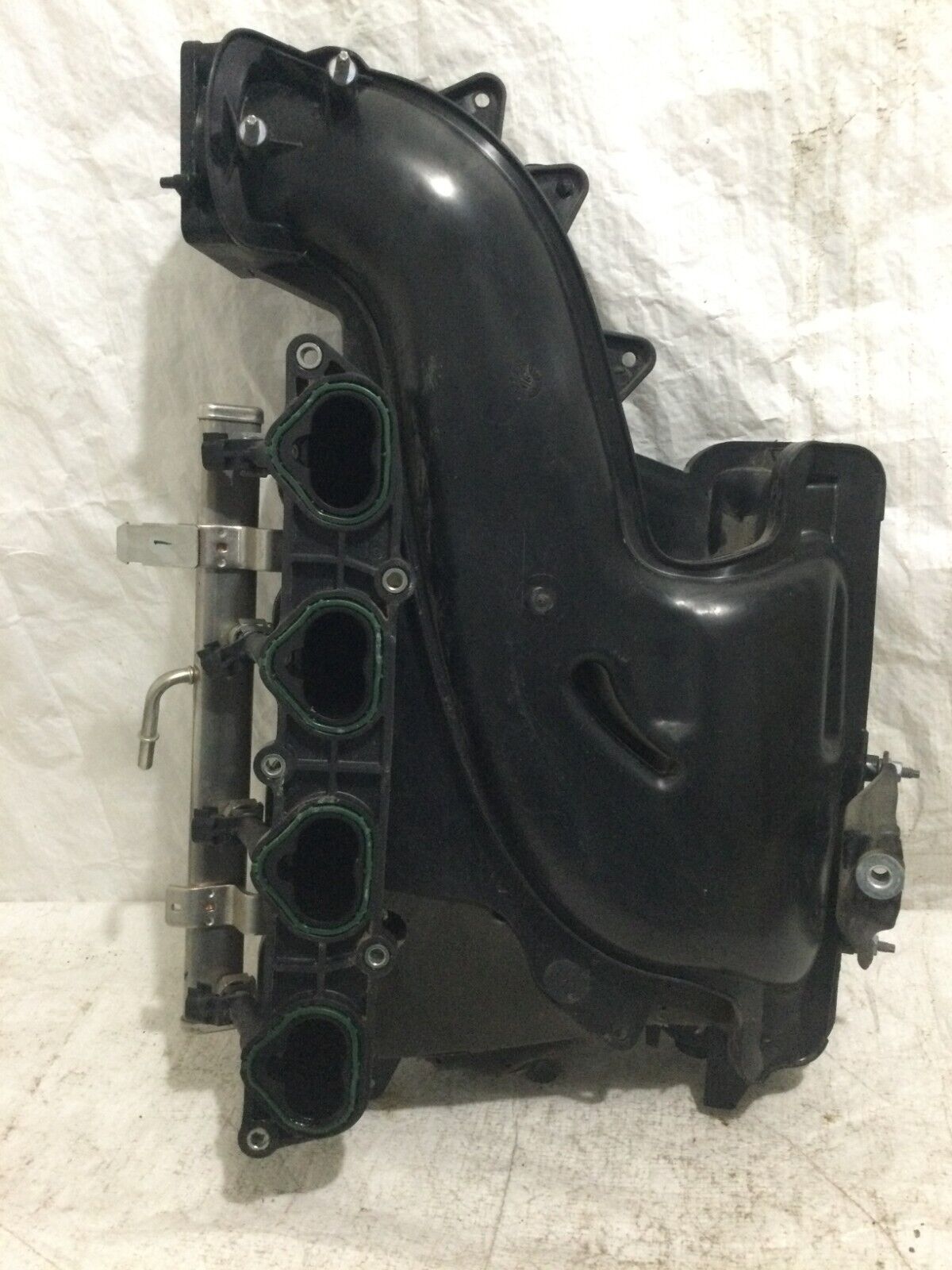 2019 Jeep Compass 2.4l Air Intake Manifold Assembly W/ Fuel Injector Rail OEM