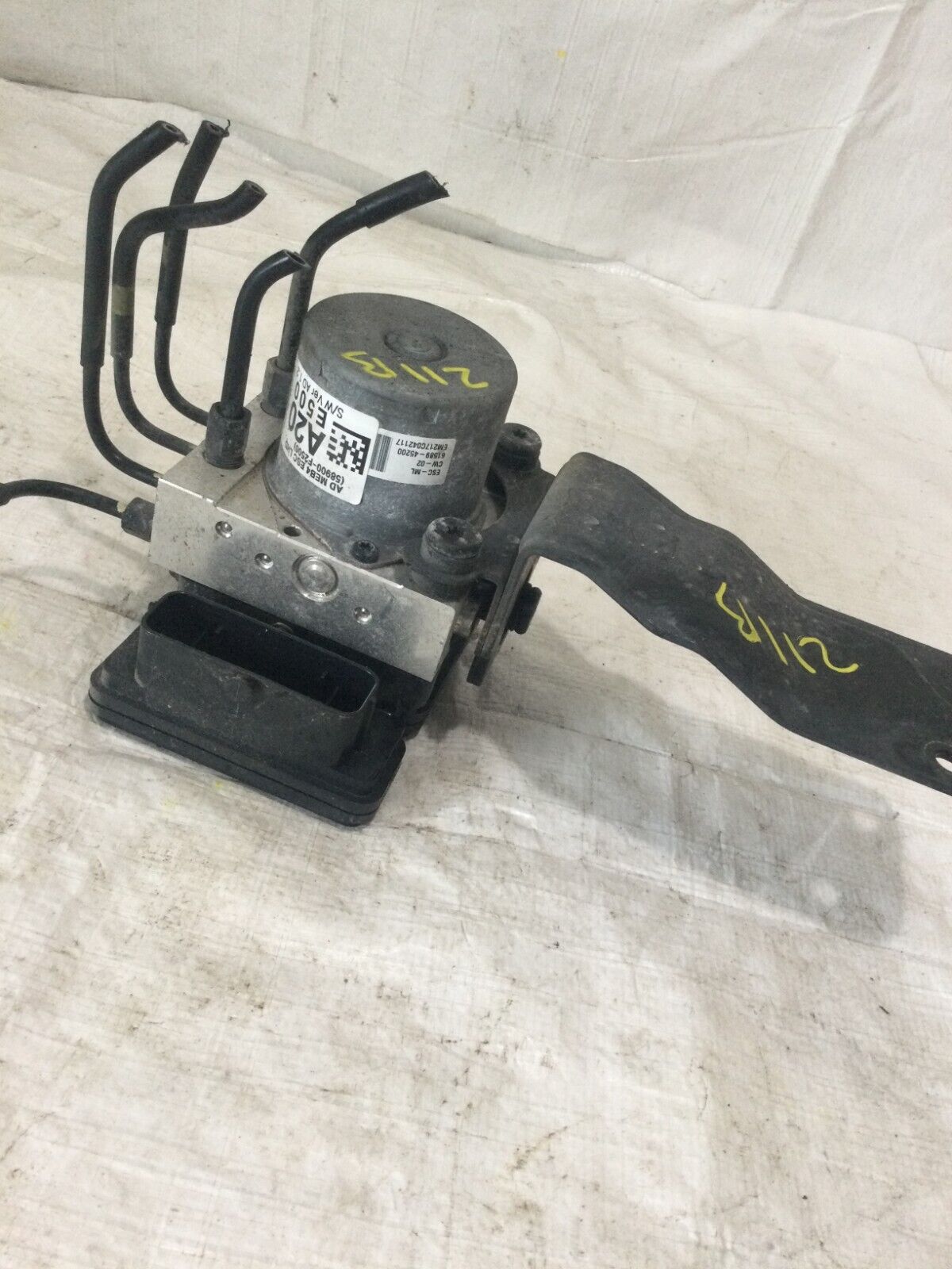 2017 Hyundai Elantra  Anti-lock Brake Parts 58900-F2500 OEM