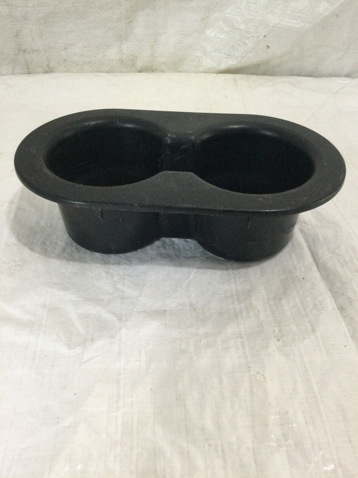 2016-2017 RAM 2500 3500 Rear Cup Holder ( Damage Clip )